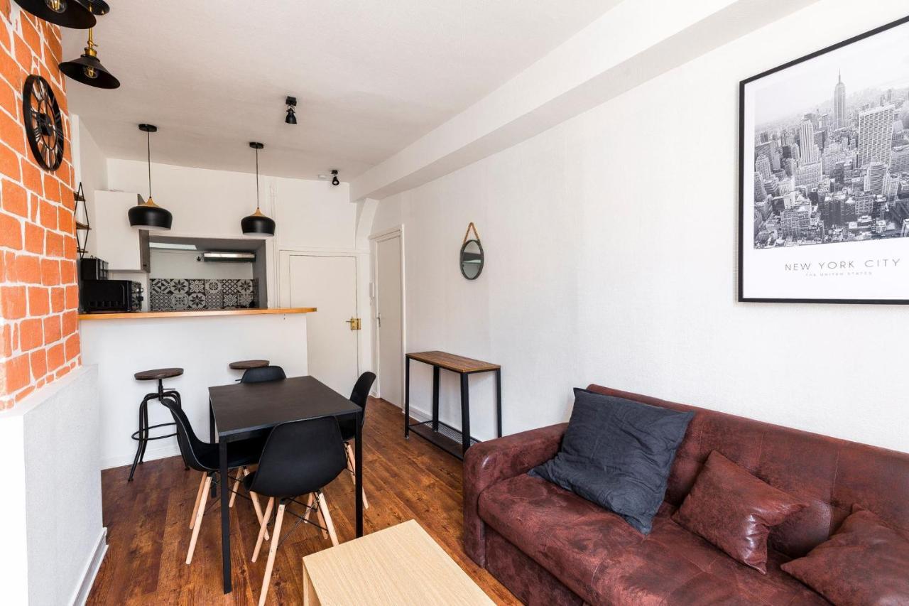 Au Manhattan Auxerre Exterior foto